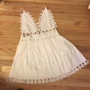 White medium Honey Punch dress